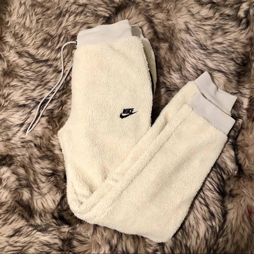 Nike Tech Fleece Sherpa Joggers